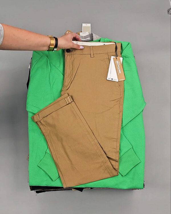 Фотография  744 - Мужской зимний микс JACK JONES, 20 кг, ЛОТ № СТ-9445 оптом в Вологде и Вологодской области