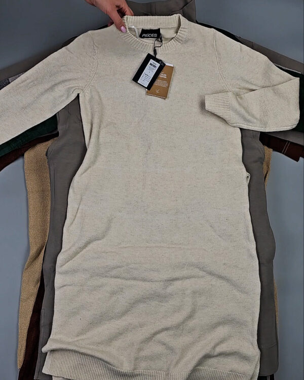 Фотография  291 - Платья Bestseller+DK Winter 035#7 кг, ЛОТ СТ-9916 оптом в Вологде и Вологодской области