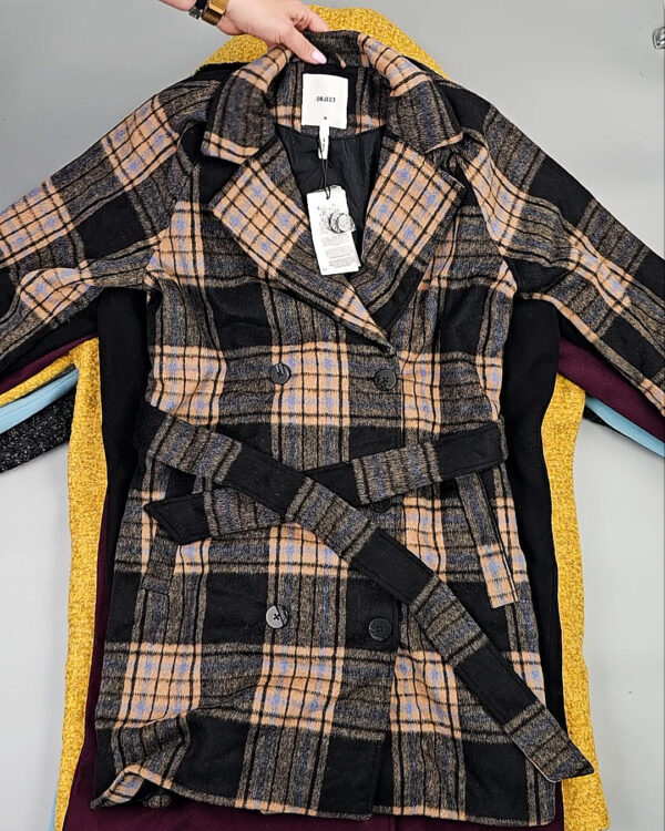 Фотография  233 - Пальто Bestseller 104#10,65 кг, ЛОТ СТ-9841 оптом в Вологде и Вологодской области