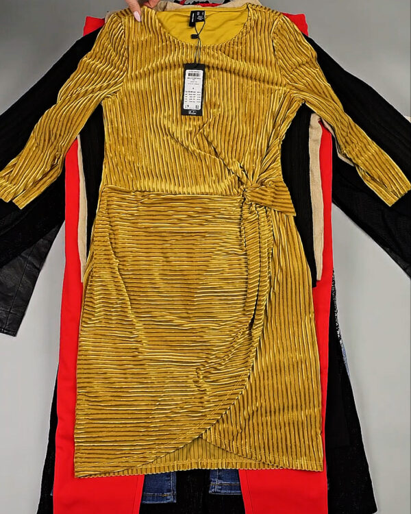 Фотография  472 - DK+Bestseller 085#16 кг, ЛОТ СТ-9952 оптом в Вологде и Вологодской области