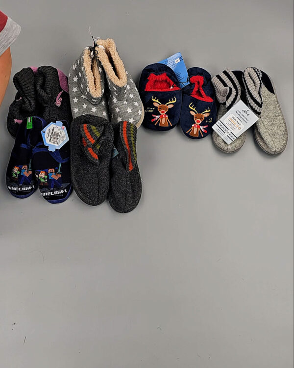 Фотография  984 - Обувь домашняя дети СТОК 065#3,2 кг, ЛОТ СТ-9727 оптом в Вологде и Вологодской области