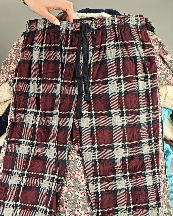 Фотография  563 - Халаты+пижамы флис Англия (SLEEPWEAR PREMIUM)#20 кг, ЛОТ СХ-0290 оптом в Вологде и Вологодской области