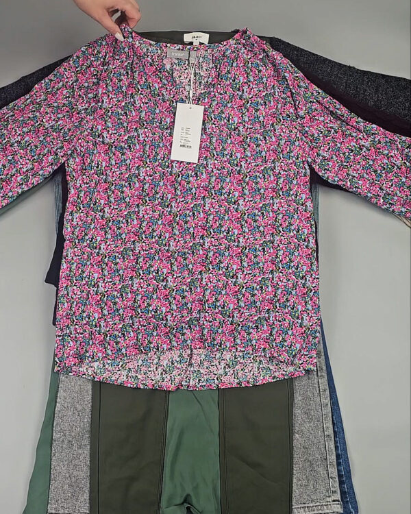 Фотография  157 - DK+Bestseller Winter mix 064#9,2 кг, ЛОТ СТ-10090 оптом в Вологде и Вологодской области