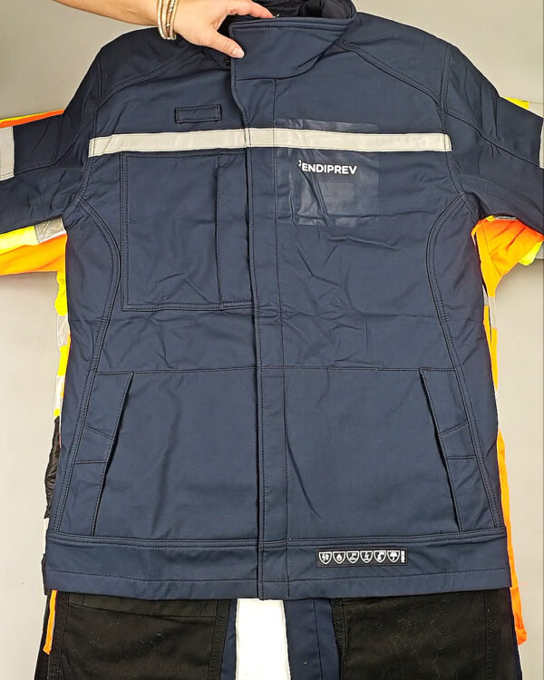 Фотография  574 - Рабочая одежда mix БМ#25 кг, ЛОТ СХ-0266 оптом в Вологде и Вологодской области