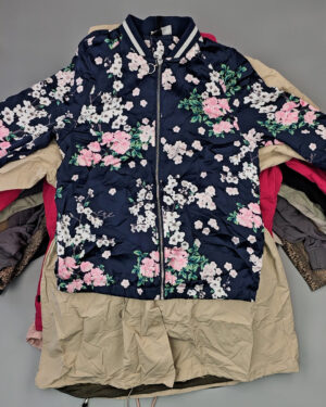 А 92602 Ветровки женские (Light Zipper jackets) - Секонд-хенд оптом